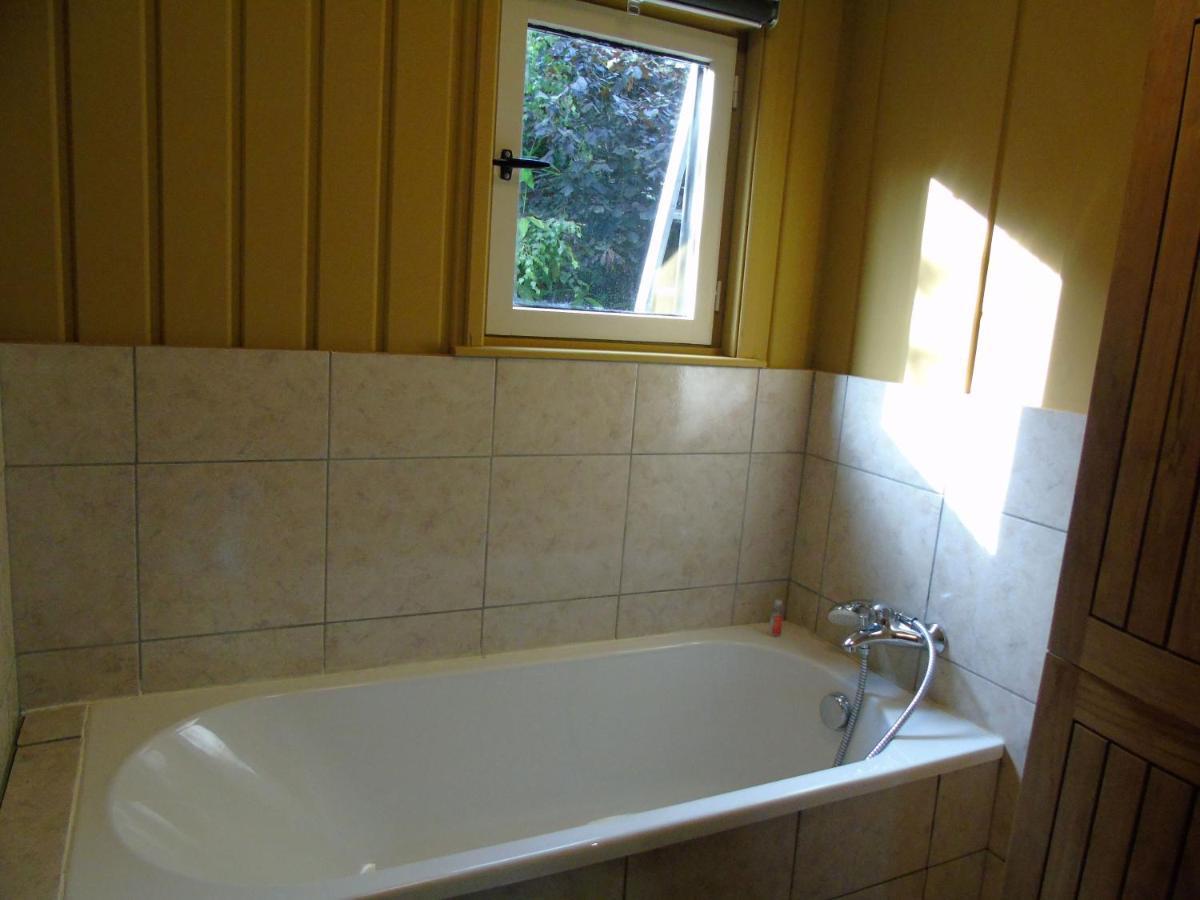 Maison L'Hirondelle Rustique A Tournavaux Екстер'єр фото
